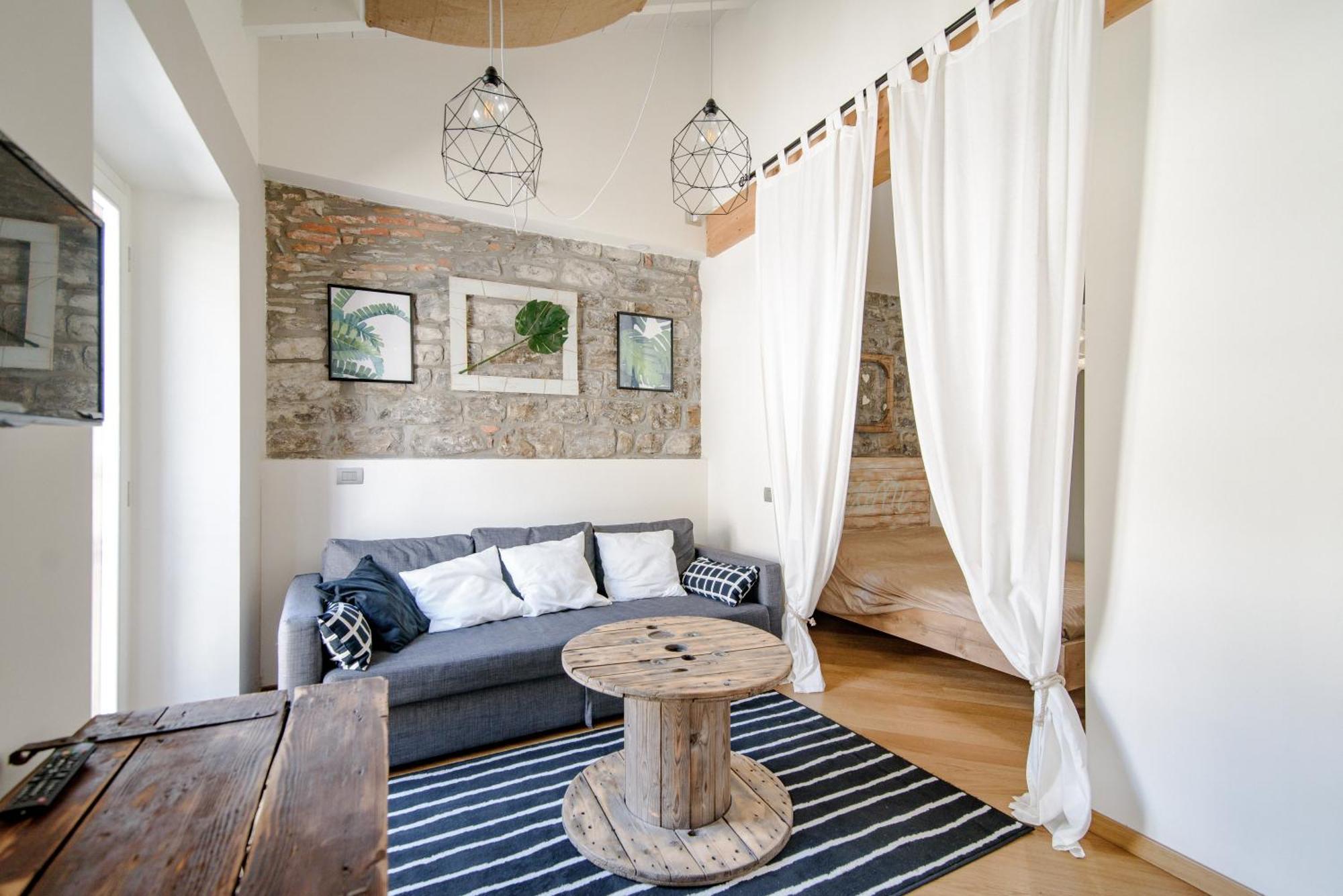 Gem Of The Lake - Luxury Apartment Como Old Town Eksteriør bilde